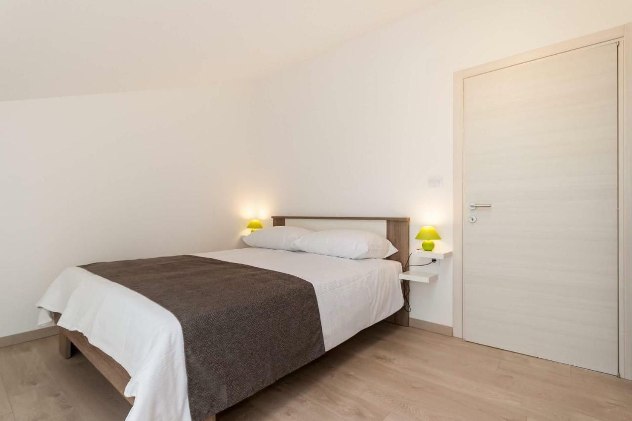 Apartments Gracia バスカ エクステリア 写真