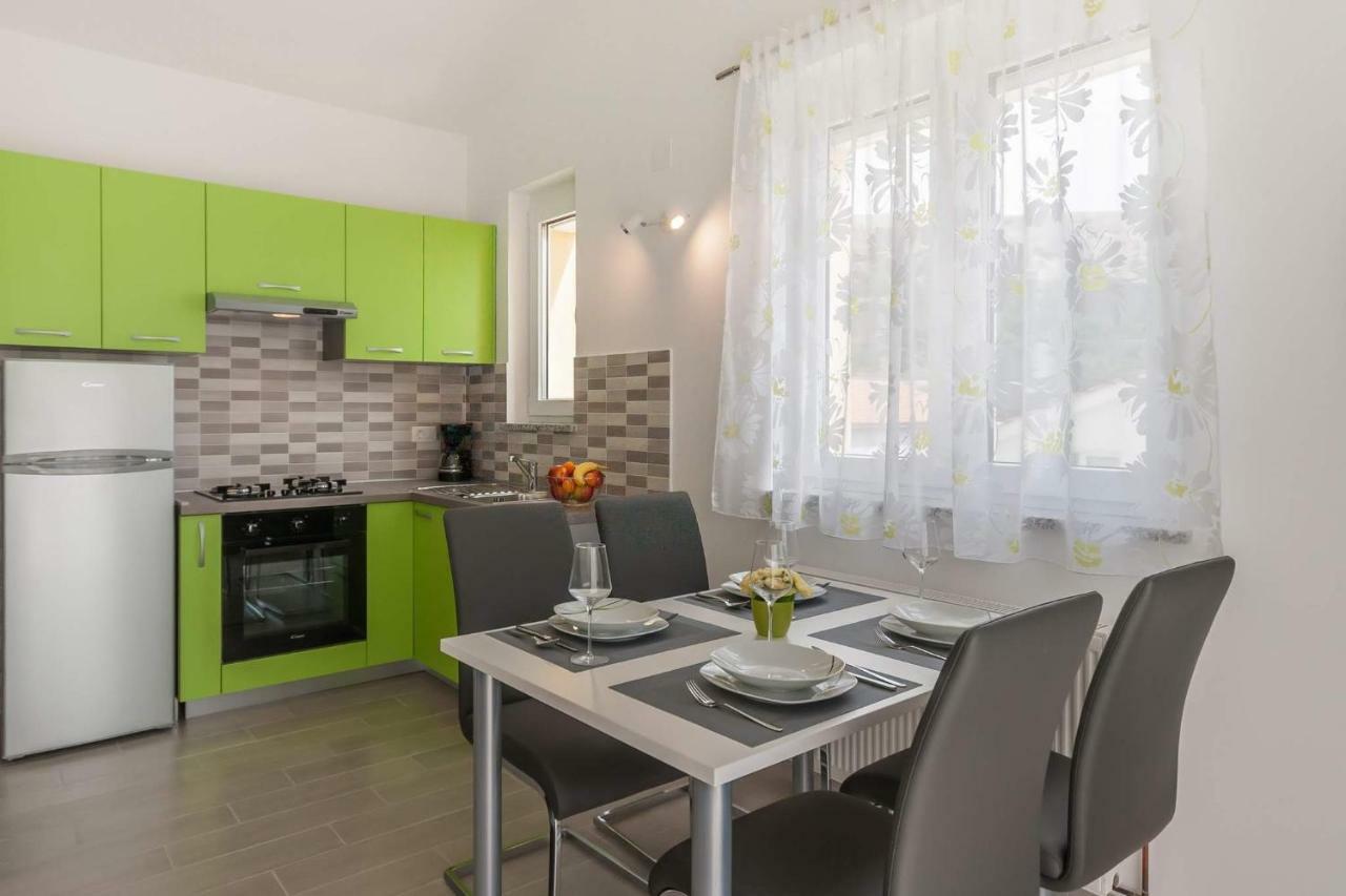 Apartments Gracia バスカ エクステリア 写真